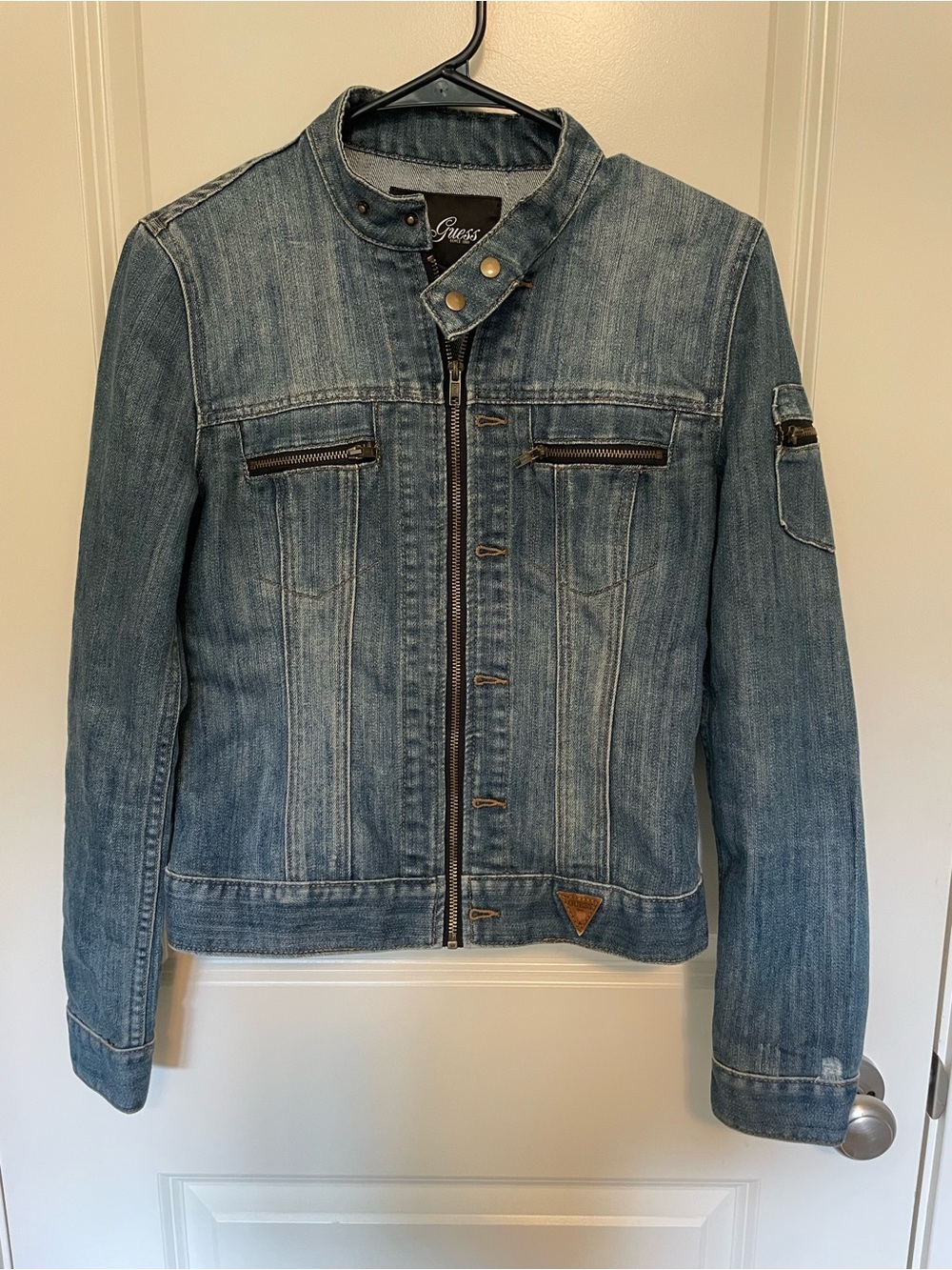 Y2K Guess Women’s Light Blue Denim Jacket - Moto Zip Front